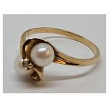 10KT Gold & Pearl w/Diamond Accent Ring