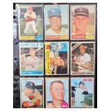 3-Ring Binder of MLB Stars (440 cards)