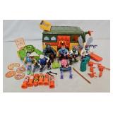 1989 TMNT Teenage Turtles Party Wagon & Figures
