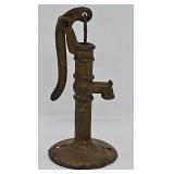 c1902 Arcade Cast Iron Toy Well Pump
