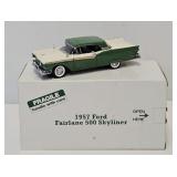 Danbury Mint 1:24 DieCast 1957 Ford Fairlane Model