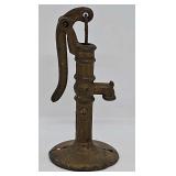 c1902 Arcade Cast Iron Toy Well Pump