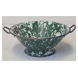 Green Swirl Chrysolite Graniteware Strainer