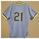 Roberto Clemente Pittsburgh Pirates Jersey -