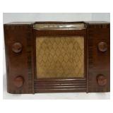 Westinghouse Model H-120 Tube Type Radio