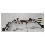 Mossy Oak "The Beast" Compound Bow & Arrows