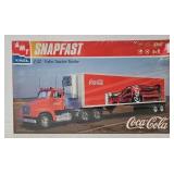 1988 AMT/Ertl 1:32 Coca-Cola Tractor Trailer Model
