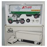 1st Gear Mack Atlas Van Lines Tractor&Trailer w/Bo
