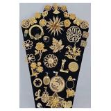 38 pcs of Fashion Jewelry: