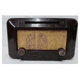 Motorola Model 68T Bakelite Tube Type Radio