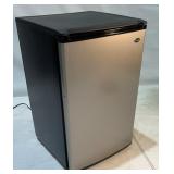 Sanyo SR-4912M Undercounter Laboratory Mini Frig