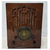 Knight 9701H Tombstone Tube Type Radio