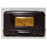 Airline Model 14BR-734A Bakelite Tube Type Radio
