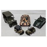 (5) Toy Military Vehicles
