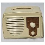Temple Model G-418 Metal Tube Type Radio