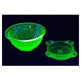 (2 pcs) Green Depression Vaseline Glass