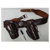 Gun -Dennis Yoder Hand Crafted Leather Holster Set