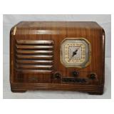 Air King Model 914 Wooden Tube Type Radio