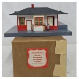 American Flyer Trains Passenger & Freight Station