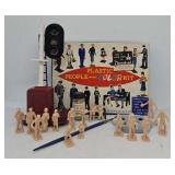 Train Signal (MIB) & Plasticville People Kit (MIB)