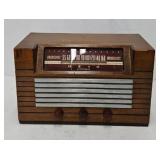 Stewart-Warner Model 9000-B Tube Type Radio