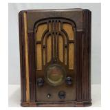 Atwater Kent Model 637 Tombstone Table Top Radio
