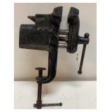 Vintage 2 1/2" Sweetheart Bench Vise - Working
