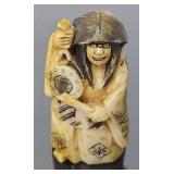 Antique Japanese Ivory "Karakuri" Netsuke