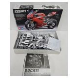 Tamiya Ducati 1199 Panigale 1:12 Model Kit