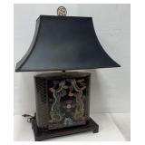 Chinoiserie Design Table Lamp
