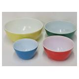 Set (4) c1950's Pyrex Nesting Mixing Bowls