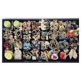 Approximately 100 pieces of jewelry