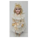 Early 1900ï¿½s Heinrich Handwerk 30ï¿½ Bisque Doll