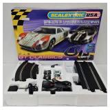 2004 Scalextric USA GT Classic 1:24 Slot Car Set