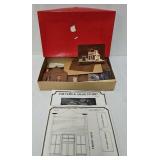 Train- Chooch Ent Feed & Grain Store Building Kit