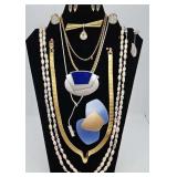 (14 Pcs) Monet Jewelry