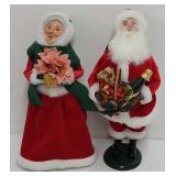 Byers Choice Mr and Mrs Claus Set
