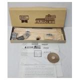 Train - Quality Craft #603 Store & Warehouse Kit
