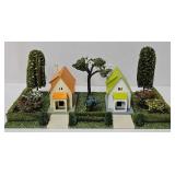Train - 1980's Pre-War Lionel Landscaped Bungalows