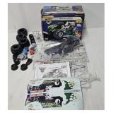 AMT/ERTL Monster Jam "Grave Digger" Model Kit