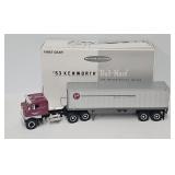 1st Gear 1:34 Kenworth 'Bull-Nose' Tractor Trailer