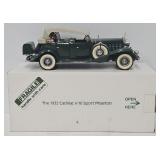 Danbury Mint 1:24 Die Cast '32 Cadillac V-16
