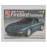 AMT Ertl 1:25 '96 Pontiac Model Kit (Sealed)