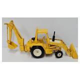 1970ï¿½s Ertl #472 Die Cast International Backhoe