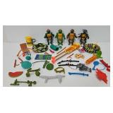 (4) 1988 TMNT  Figures and Accessories