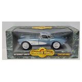 ERTL 1:18 Die Cast 1961 Chevy Corvette Model