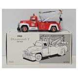 1st Gear Die Cast 1955 Diamond-T Tow Truck