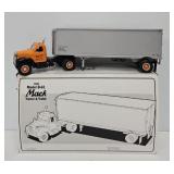 1st Gear Die Cast Yellow Transit Tractor Trailer