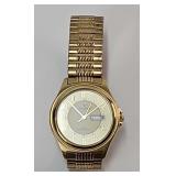 Waltham WME 27 Battery Op Wrist Watch (working)