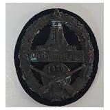 Military  - WWII German 1938 Marksmanship Badge